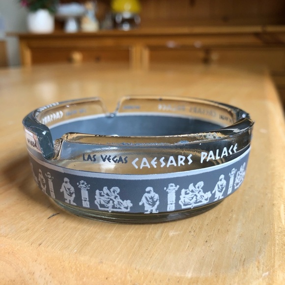 Caesar’s Palace Las Vegas Ashtray - Picture 1 of 8